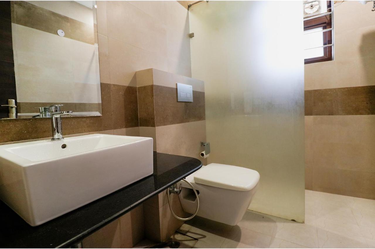 แฟ็บโฮเทล ออยส์เตอร์ วิลลา Hotel คูร์เคาน์ ภายนอก รูปภาพ