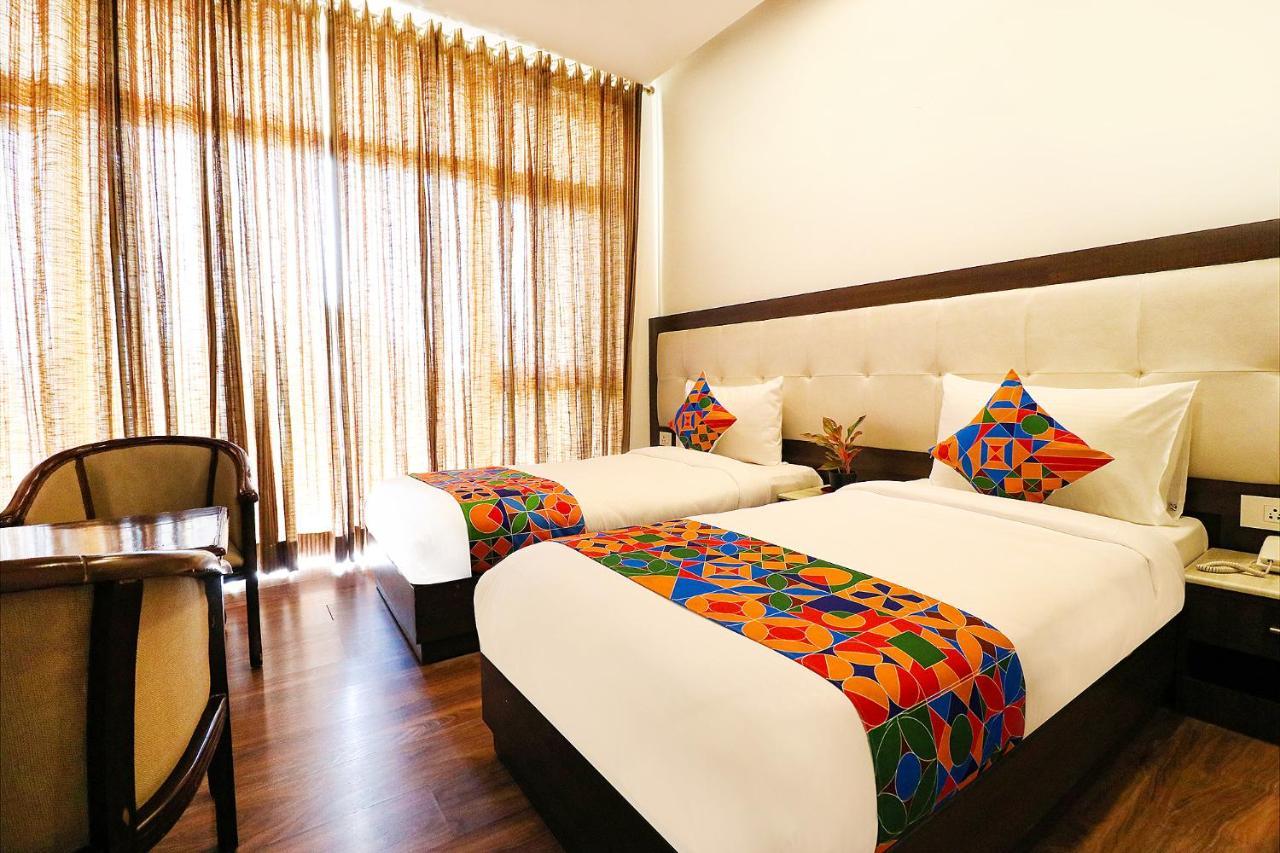แฟ็บโฮเทล ออยส์เตอร์ วิลลา Hotel คูร์เคาน์ ภายนอก รูปภาพ